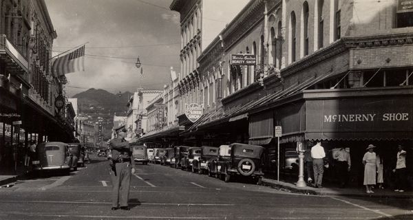 Honolulu street corner